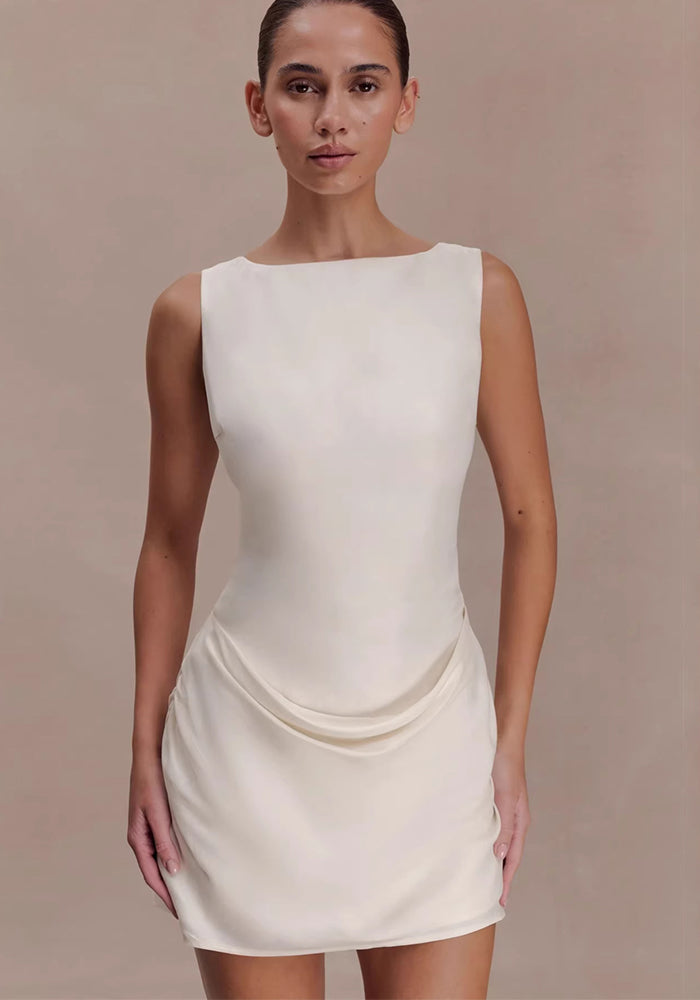 Women Sleeveless Pleated Backless Dress