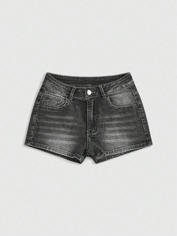 Embroidered Pocket Denim Shorts