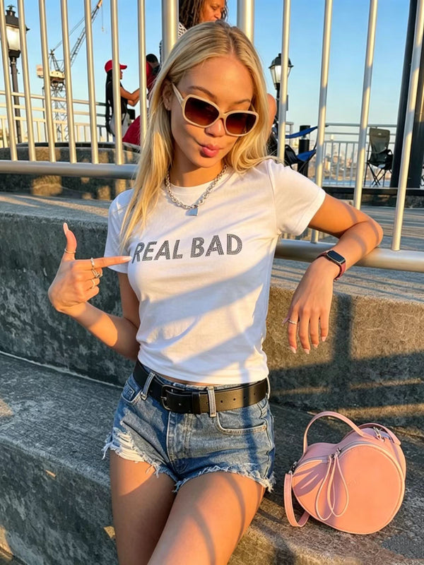 Beaded Letter Round Neck T-Shirt for Casual Streetwear