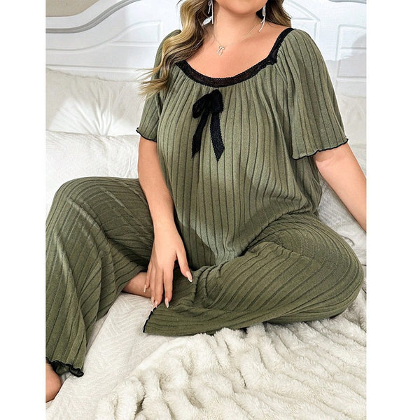 Plus Size Loose Round Neck Pajama Set for Summer Loungewear