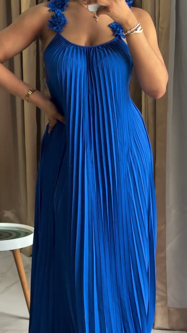 Low Back Pleated Strap Maxi Dress for Summer Evenings