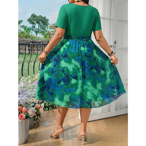 Plus Size Round-Neck Short-Sleeve A-Line Dress for Summer Casual