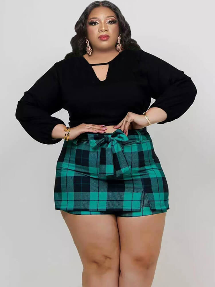 Long Sleeve Crop Top & Short Pantskirt Tiynon