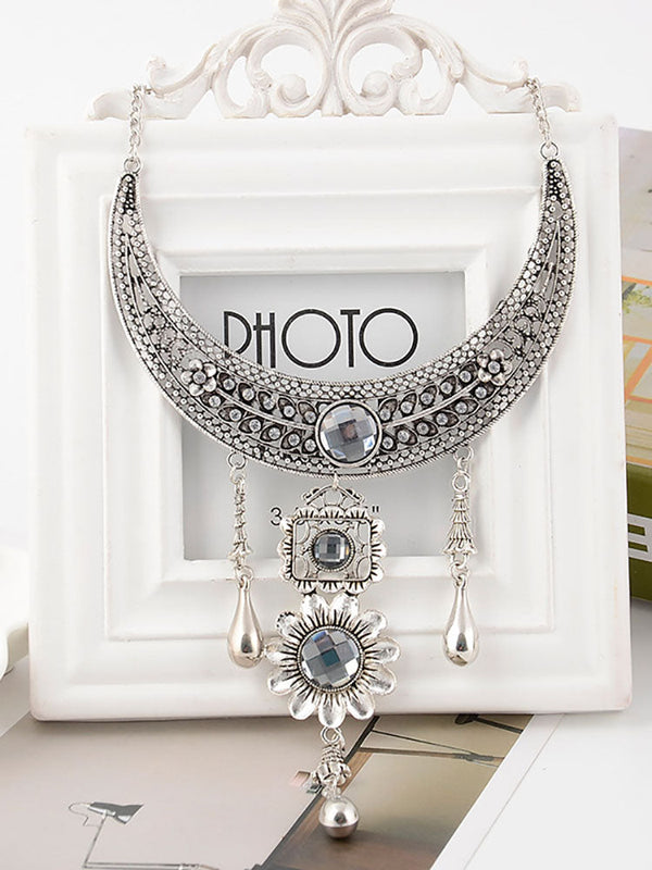 Rhinestone Pendant Chunky Necklace Tiynon