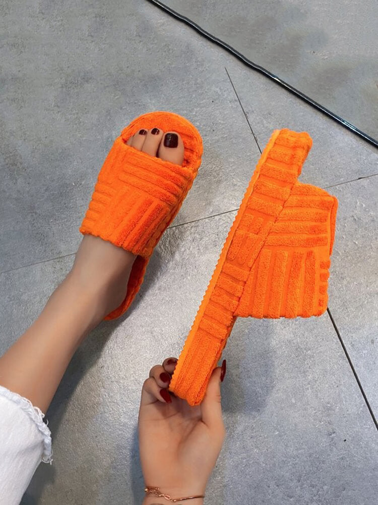 Thick Sole Round Toe Towel Fabric Slipper Tiynon