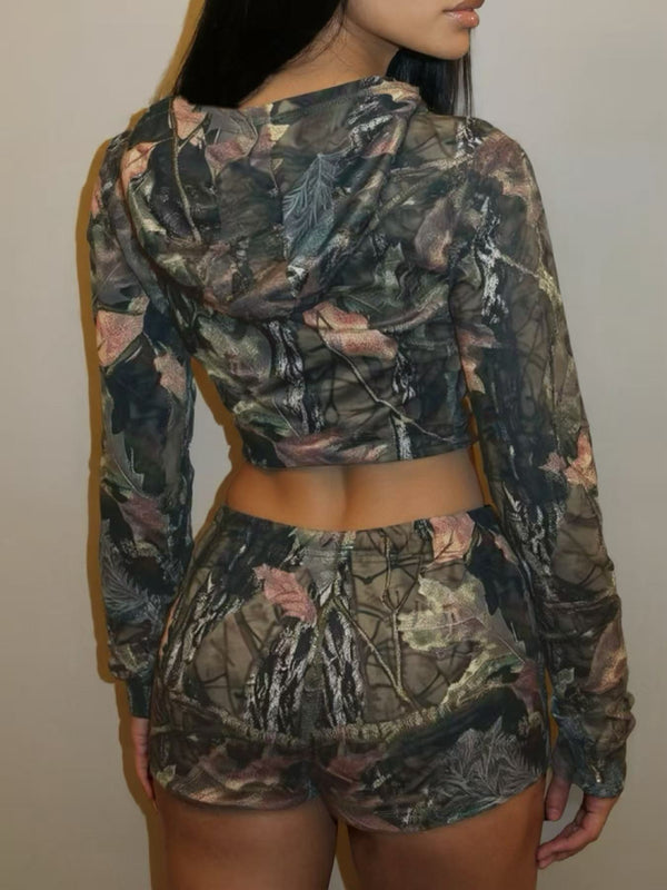 Printed Long-Sleeved Hooded Top & Shorts Set for Casual Activewear