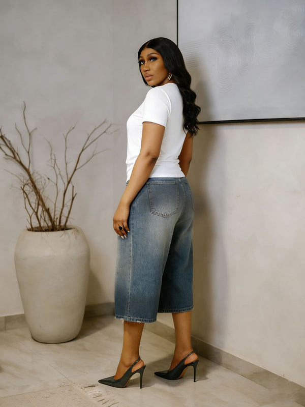 Wide Leg Cropped Denim Jeans for Casual Outings