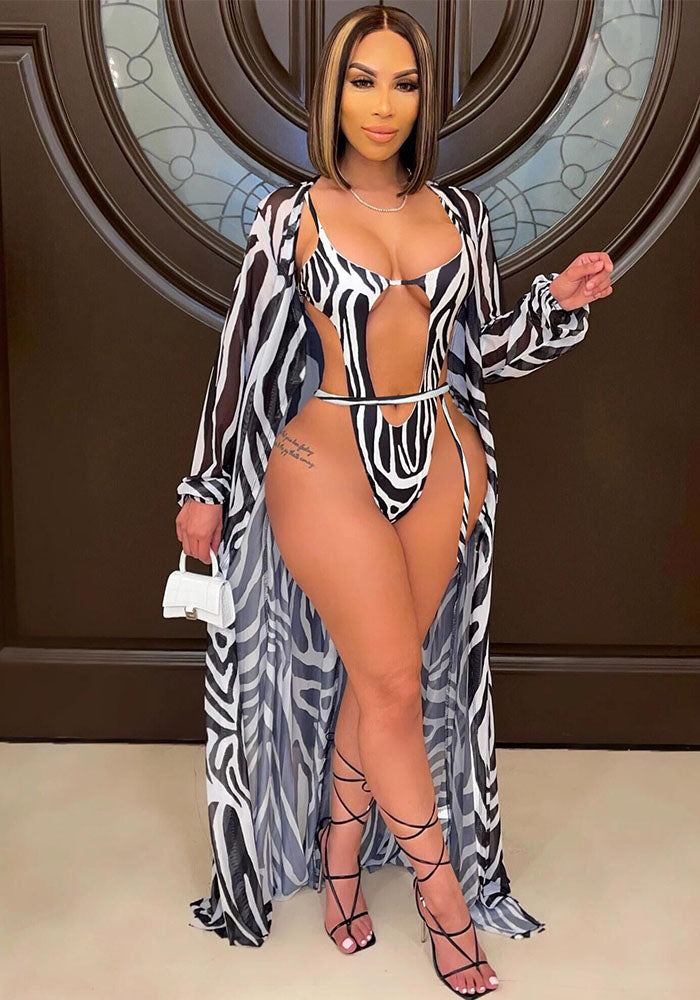 Printed Cape Two-Piece Swimsuit Set for Beachwear