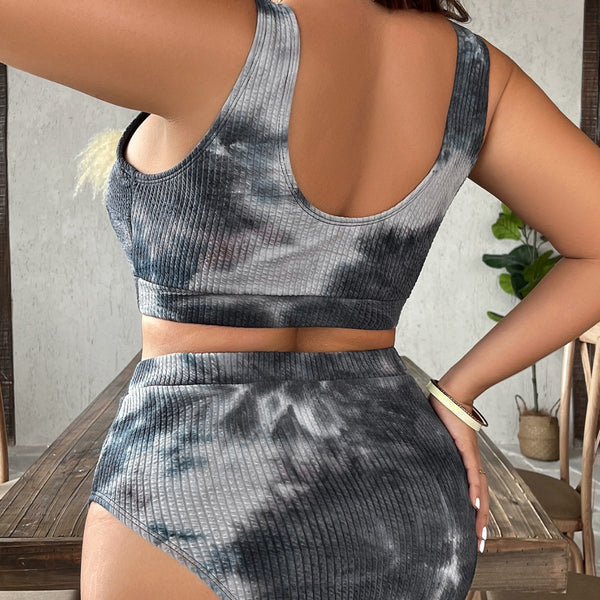 Plus Size Tie-Dye Two-Piece Swimsuit Set for Beachwear