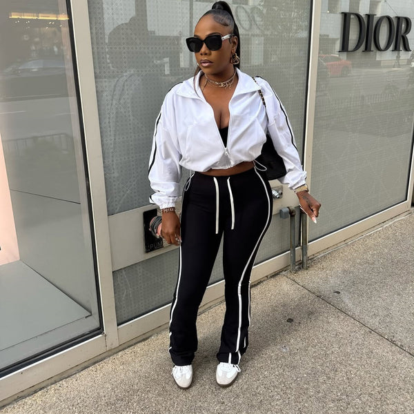 Stretchy Side White Stripe Drawstring Bell Bottom Pants for Casual Activewear